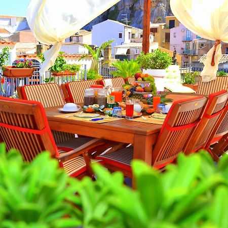 Bed and Breakfast Scirocco Чефалу Экстерьер фото